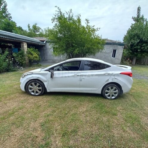 Hyundai Elantra 2012, 160,000 km - 1.6 l - Zaqatala