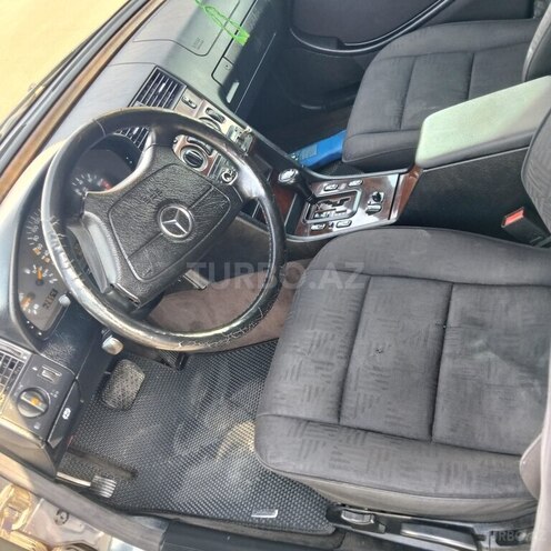 Mercedes C 180 1999, 235,000 km - 1.8 l - Zərdab