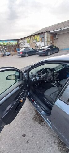 Opel Astra 2006, 330,000 km - 1.3 l - Bakı