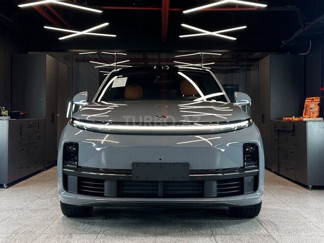 Li Auto L7-4