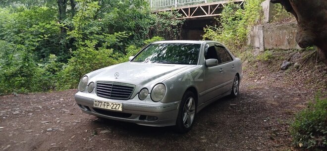 Mercedes E 320 1999, 493,000 km - 3.2 l - Bakı