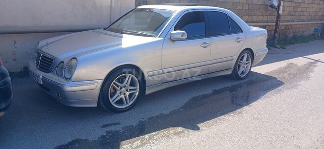 Mercedes E 320 1999, 493,000 km - 3.2 l - Bakı