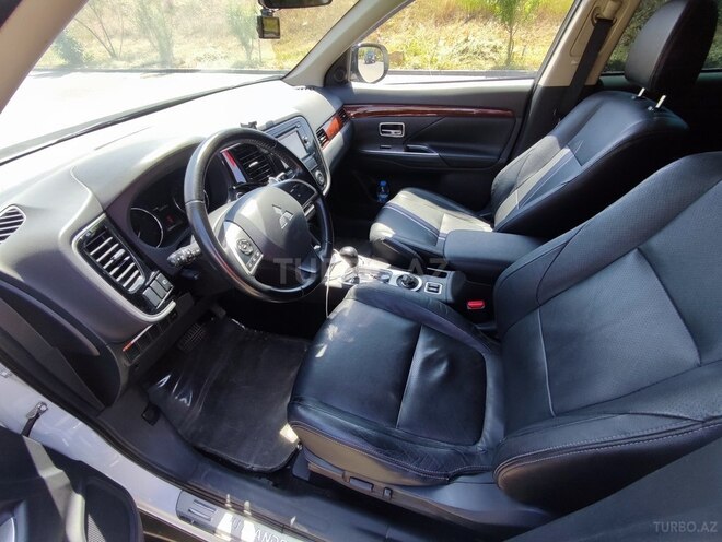 Mitsubishi Outlander 2014, 109,000 km - 2.4 l - Bakı