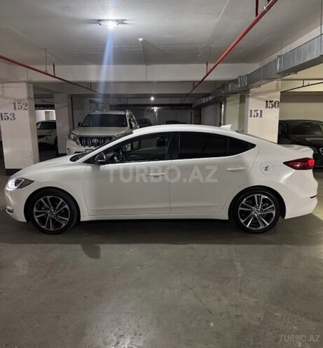 Hyundai Elantra 2016, 143,000 km - 1.6 л - Bakı