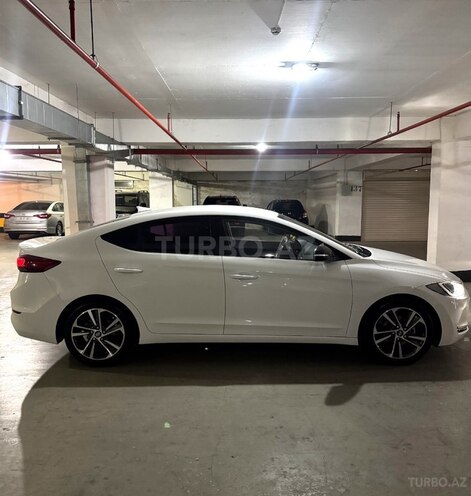 Hyundai Elantra 2016, 143,000 km - 1.6 л - Bakı