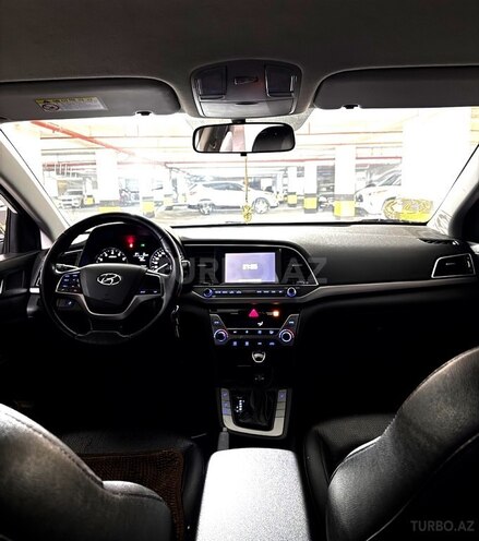 Hyundai Elantra 2016, 143,000 km - 1.6 л - Bakı