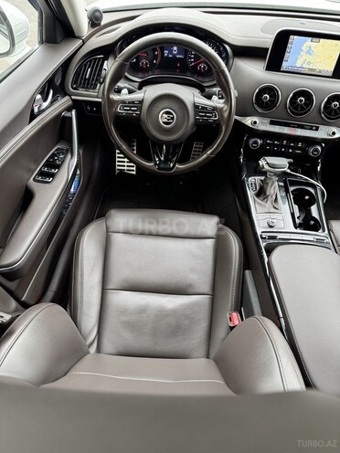 Kia Stinger-7
