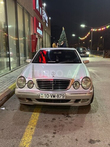 Mercedes E 320 2000, 446,000 km - 3.2 l - Bakı