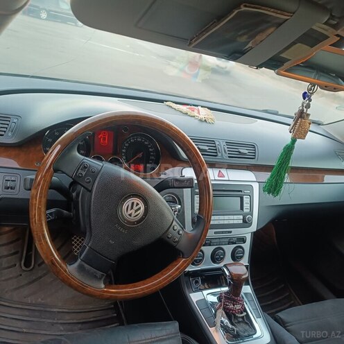 Volkswagen Passat 2008, 250,000 km - 1.8 л - Salyan