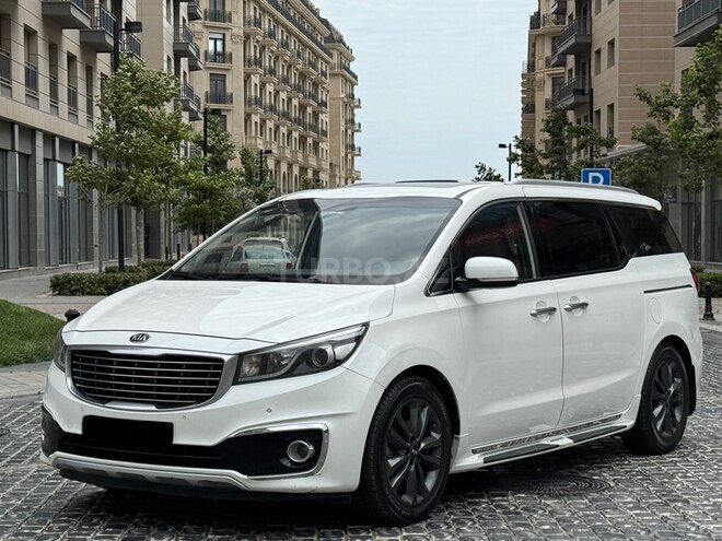 Kia Carnival 2015, 210,000 km - 2.2 l - Bakı