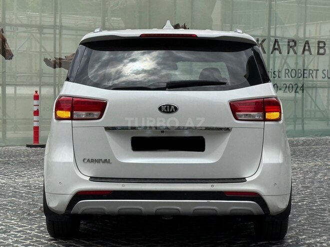 Kia Carnival 2015, 210,000 km - 2.2 l - Bakı