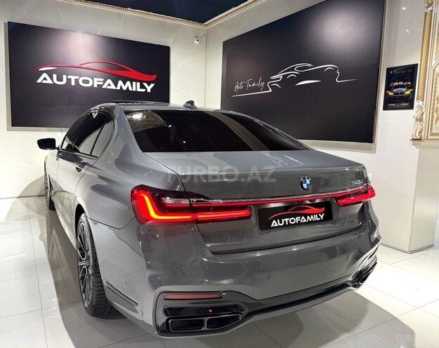 BMW 740-4