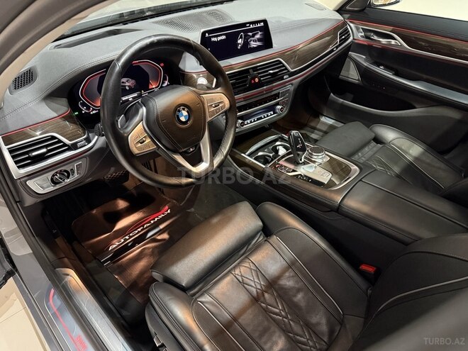 BMW 740-7