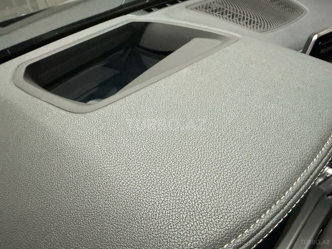 BMW 740-14
