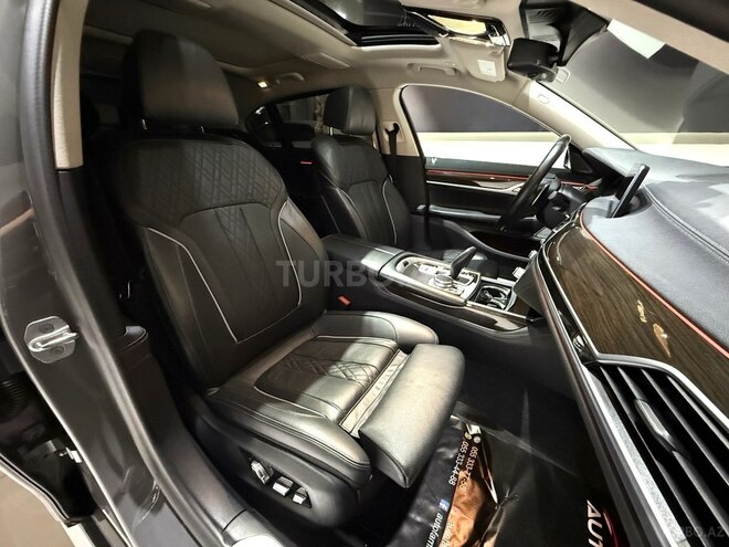 BMW 740-23