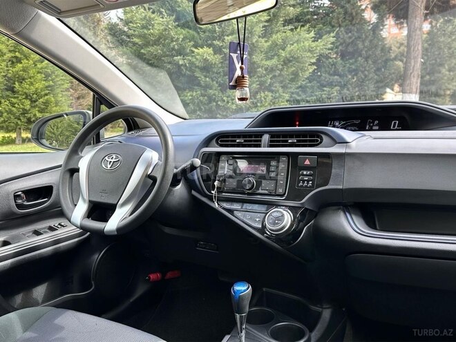 Toyota Aqua 2016, 172,000 km - 1.5 l - Bakı