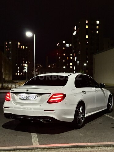 Mercedes E 300 2019, 176,221 km - 2.0 l - Bakı