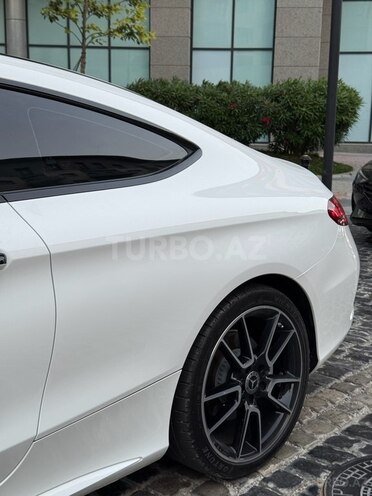 Mercedes C 300 2019, 80,000 km - 2.0 l - Bakı