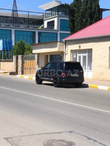 Mercedes ML 320 4MATIC 2001, 358,000 km - 3.2 l - Bakı