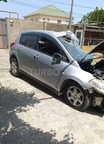 Nissan Tiida 2011, 120,000 km - 1.5 l - Bakı