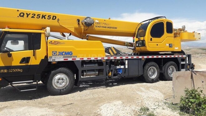 XCMG  2023, 5,500 km - 9.0 l - Bakı