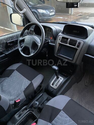 Mitsubishi Pajero io 1998, 230,000 km - 1.8 л - Quba