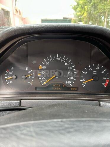 Mercedes E 230 1999, 400,000 km - 2.3 l - Bakı