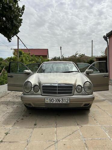 Mercedes E 230 1999, 400,000 km - 2.3 l - Bakı