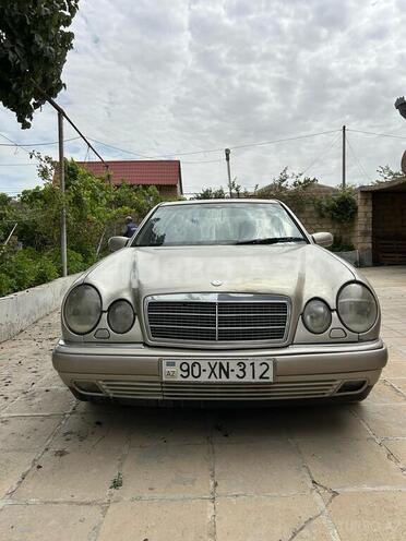 Mercedes E 230 1999, 400,000 km - 2.3 l - Bakı