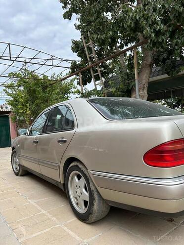 Mercedes E 230 1999, 400,000 km - 2.3 l - Bakı