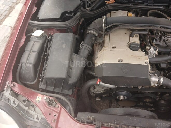 Mercedes E 200 1999, 289,000 km - 2.0 l - Bərdə
