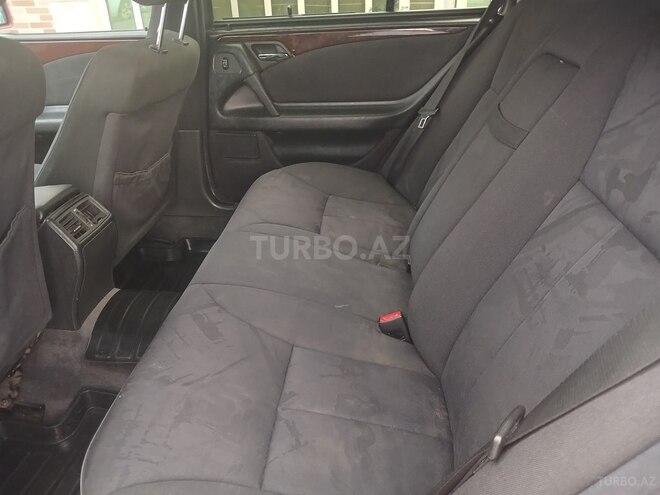 Mercedes E 200 1999, 289,000 km - 2.0 l - Bərdə