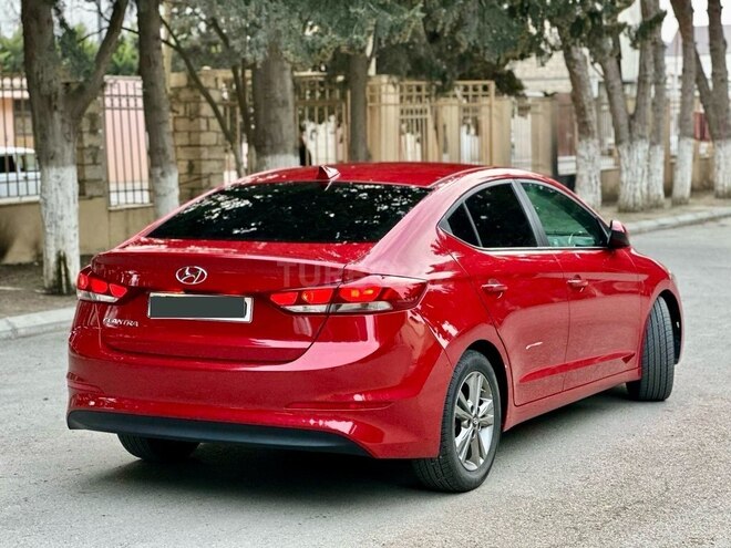 Hyundai Elantra 2018, 76,000 km - 2.0 l - Bakı