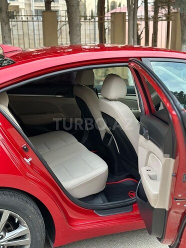 Hyundai Elantra 2018, 76,000 km - 2.0 l - Bakı