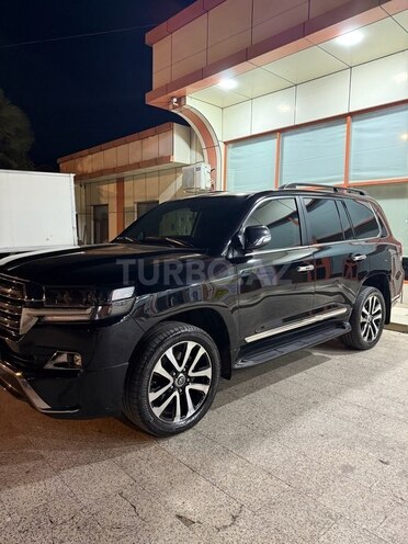 Toyota Land Cruiser 2017, 145,300 km - 4.0 l - Bakı