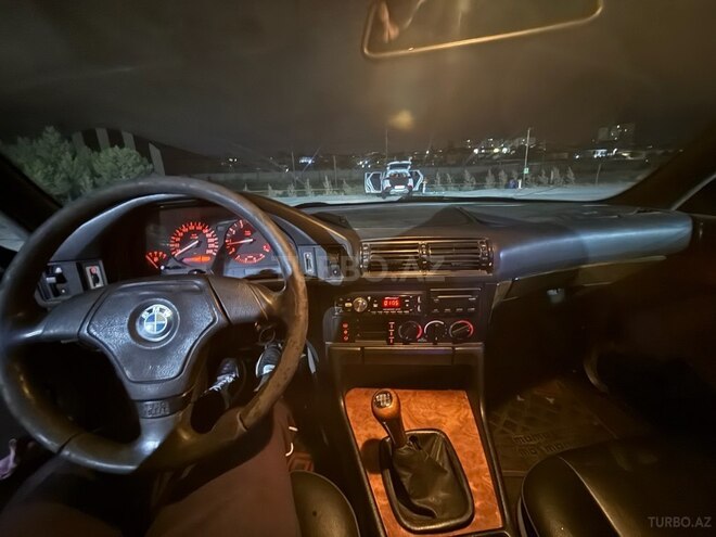 BMW 520 1994, 350,000 km - 2.0 l - Bakı