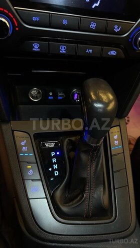 Hyundai Elantra 2017, 145,000 km - 1.6 л - Bakı