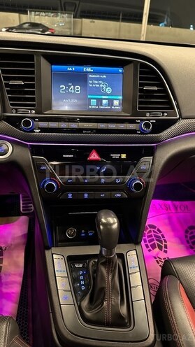Hyundai Elantra 2017, 145,000 km - 1.6 л - Bakı