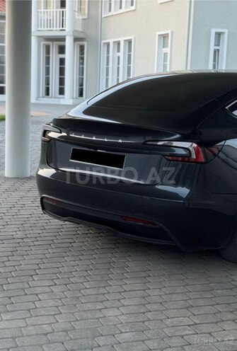 Tesla Model 3 2024, 5,500 km - 0.0 l - Bakı