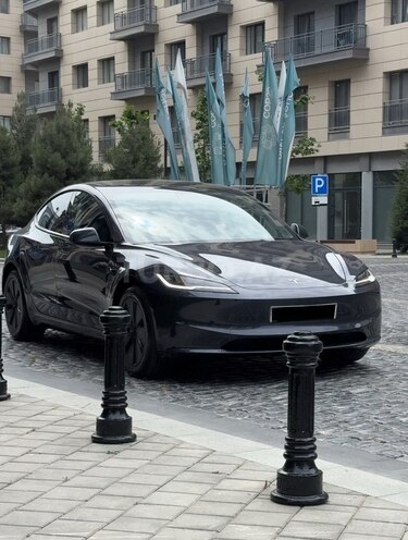 Tesla Model 3 2024, 5,500 km - 0.0 l - Bakı