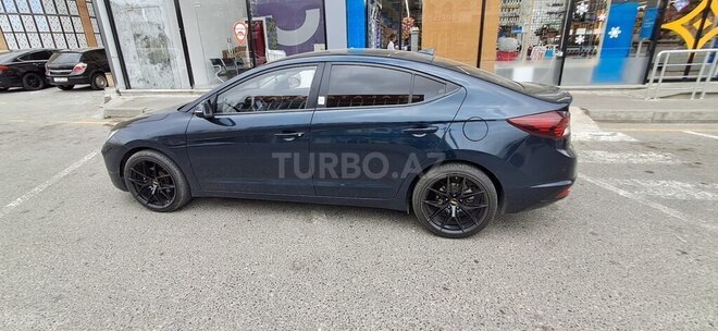 Hyundai Avante 2019, 175,000 km - 1.6 l - Bakı