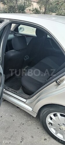 Mercedes E 220 d 2001, 357,000 km - 2.2 л - Sumqayıt
