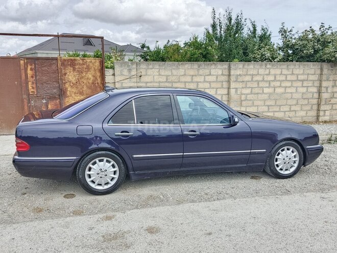Mercedes E 240 1998, 366,500 km - 2.4 l - Sumqayıt