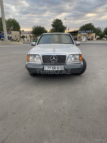 Mercedes E 300 d 1994, 451,846 km - 3.0 l - Beyləqan