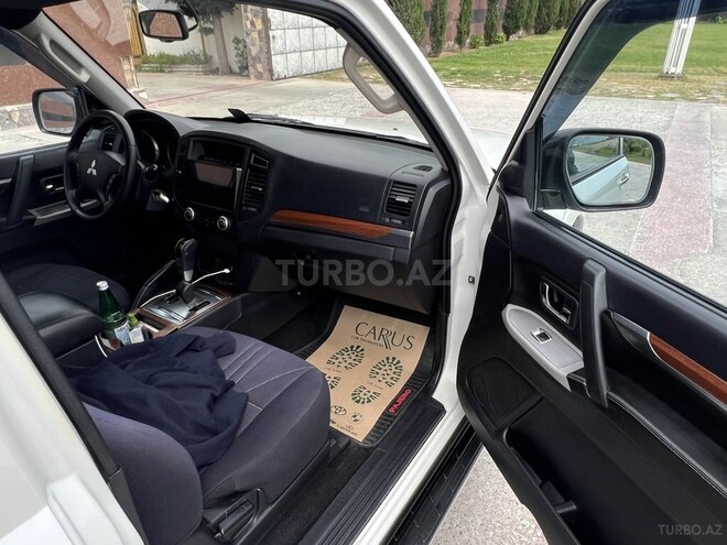 Mitsubishi Pajero 2008, 225,000 km - 3.5 l - Bakı