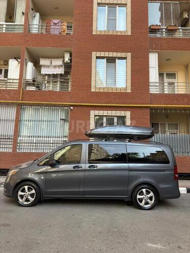 Mercedes  2015, 214,000 km - 2.0 л - Bakı