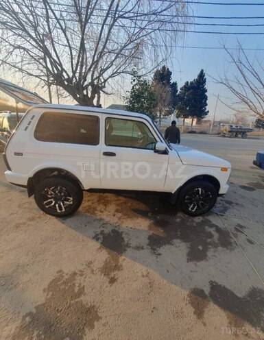 LADA (VAZ) Niva 2004, 499,999 km - 1.7 л - Samux