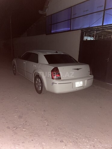Chrysler 300C-6