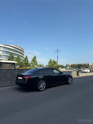 Maserati Quattroporte 2016, 85,000 km - 3.0 l - Bakı