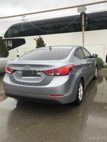 Hyundai Elantra 2015, 226,300 km - 1.8 l - Bakı